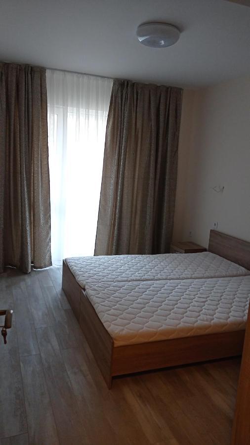 Апартамент За Гости Ниш 1 Weliko Tarnowo Exterior foto